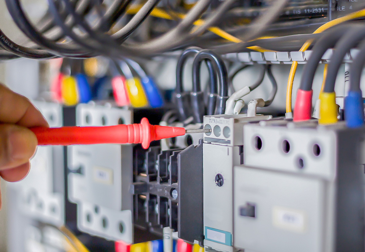 民間・官公庁工事ともに豊富な実績<br />
地域のさらなる発展に貢献しています